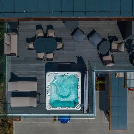Bj81 Suite Hotel Siófok Eksteriør billede