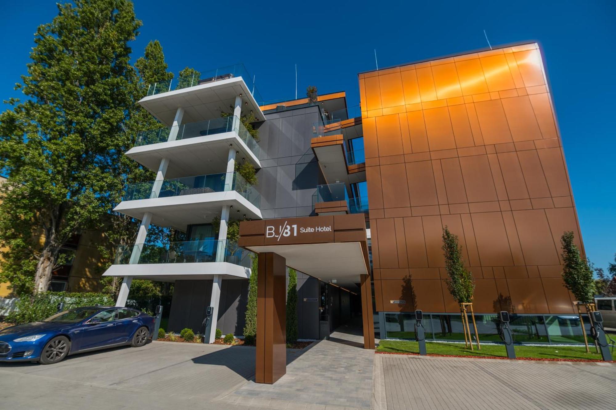 Bj81 Suite Hotel Siófok Eksteriør billede