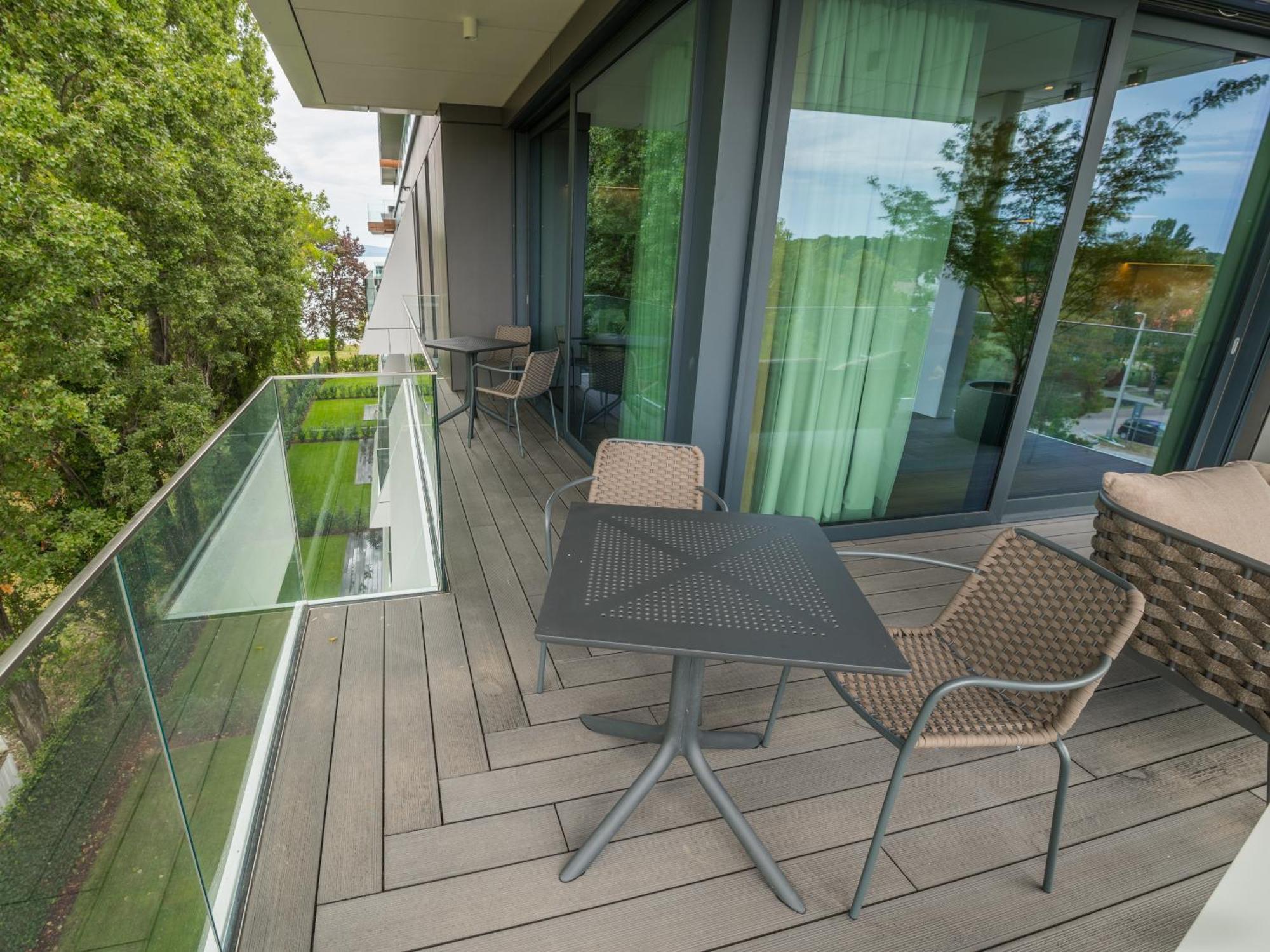 Bj81 Suite Hotel Siófok Værelse billede
