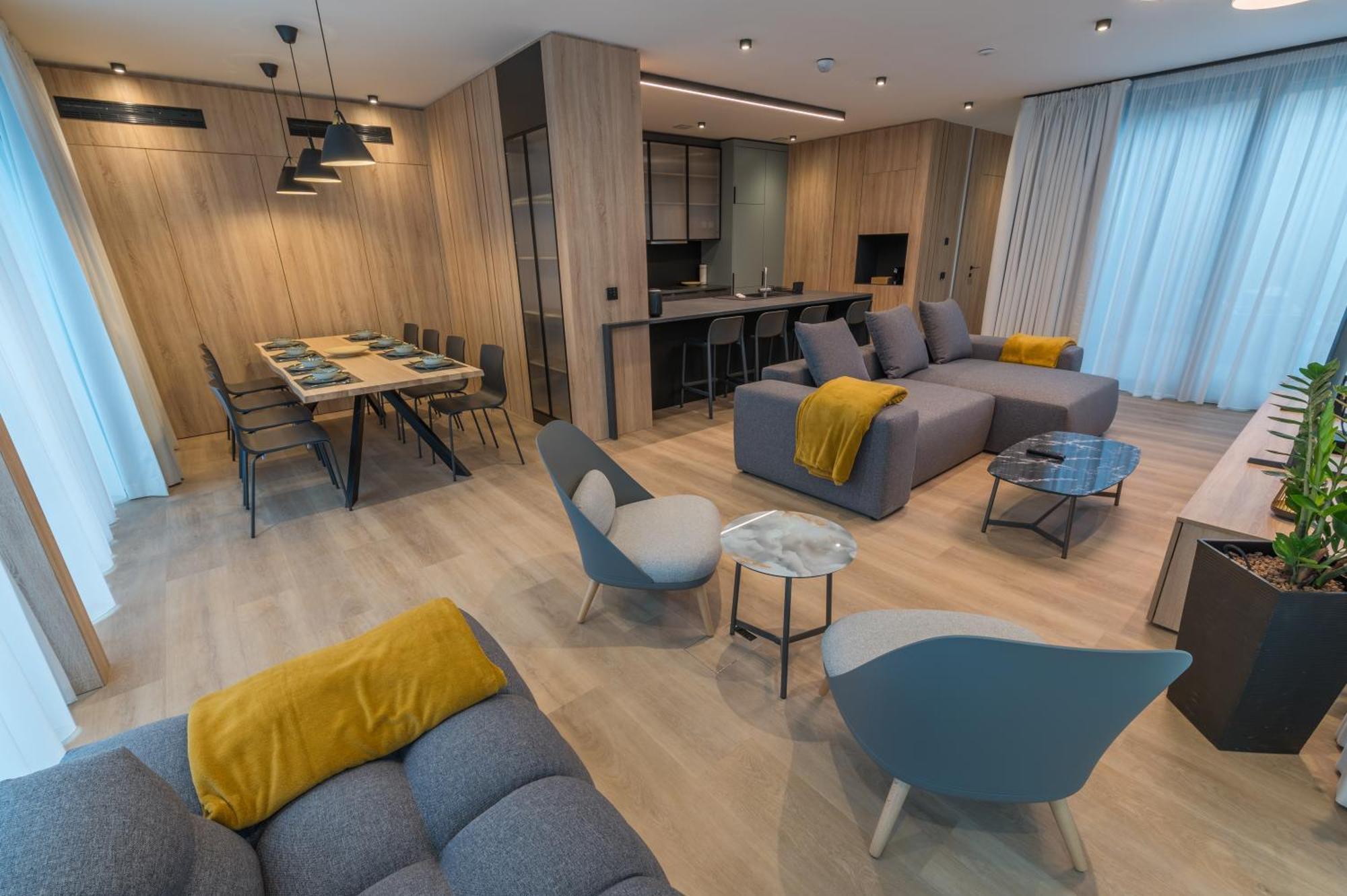Bj81 Suite Hotel Siófok Eksteriør billede
